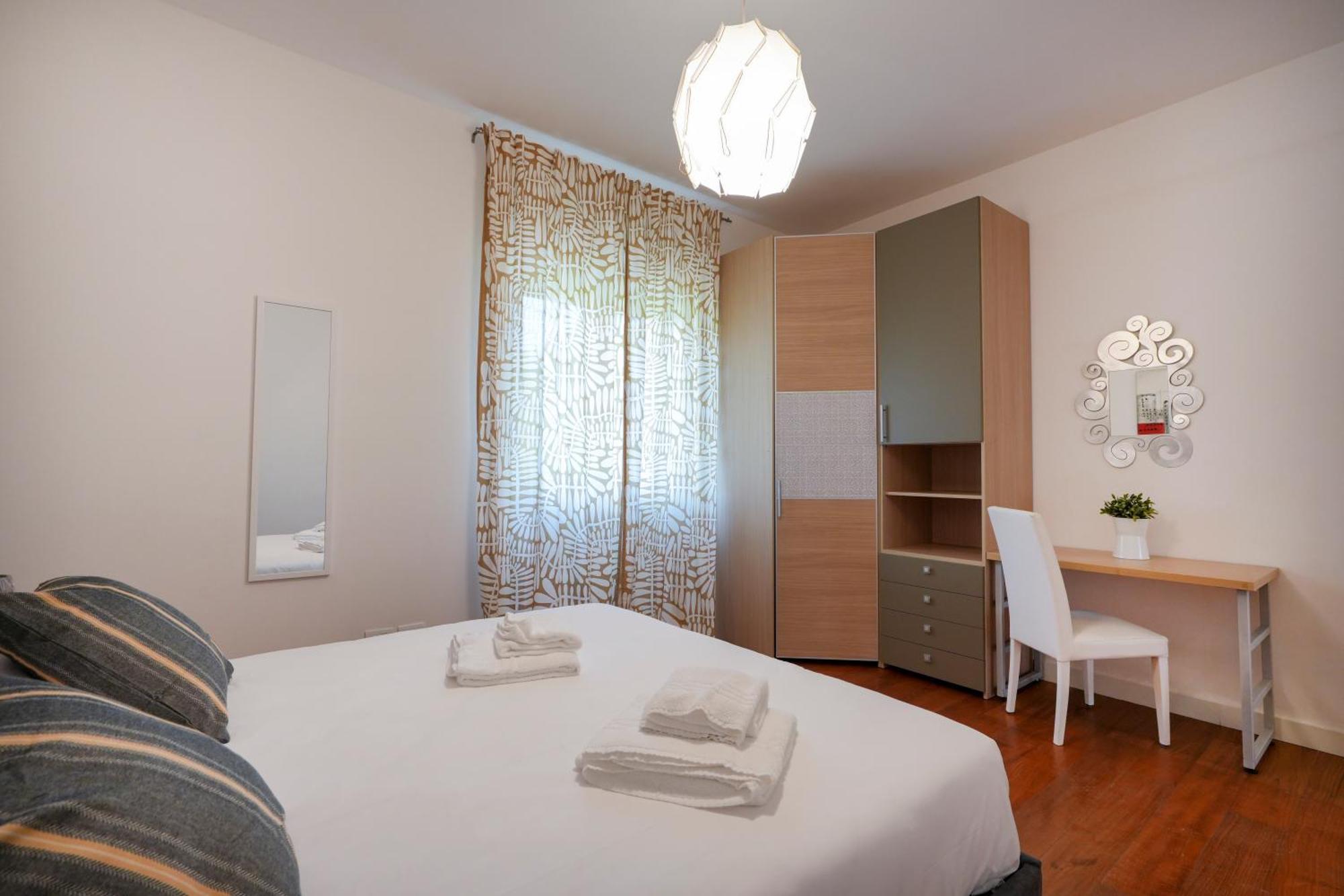 Gli Aquiloni Apartment - Steps From The Station Bari Esterno foto